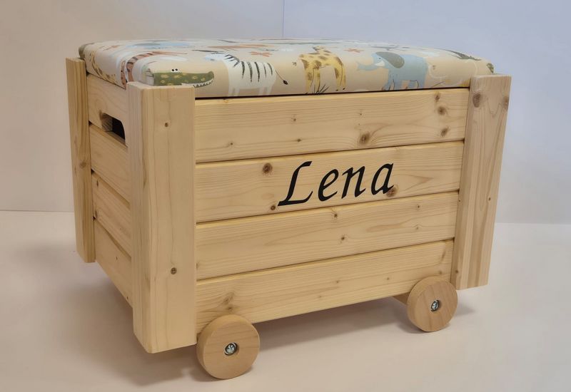 Spielzeugkiste mit Beschriftung - Safari